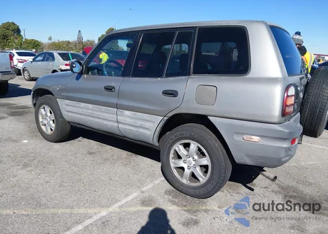 1999 Toyota Rav4 z USA, uszkodzony, nr VIN JT3GP10V2X0040171